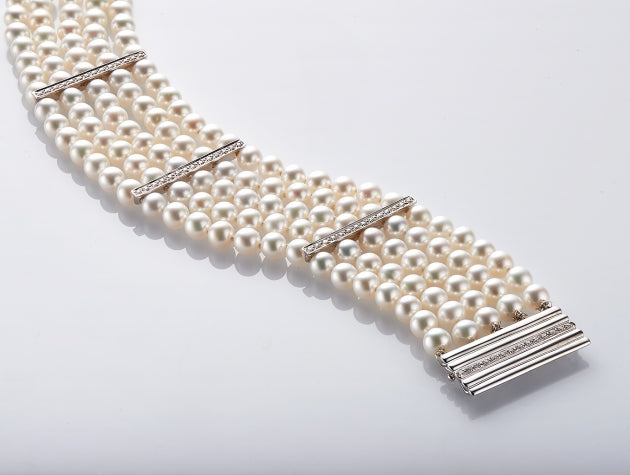 Freshwater Cultured Pearl and Diamond Bracelet