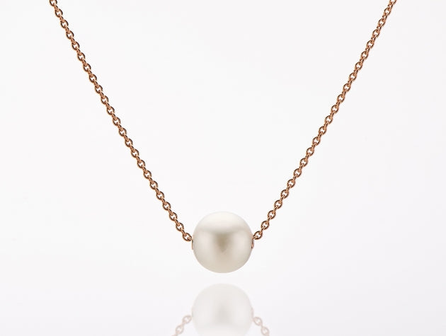 Freshwater Cultured Pearl and Gold Necklet