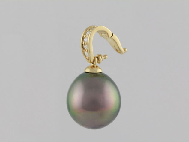Tahitian Cultured Pearl and Diamond Enhancer