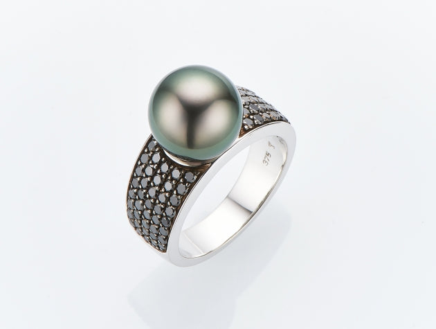 Tahitian Cultured Pearl and Diamond Ring