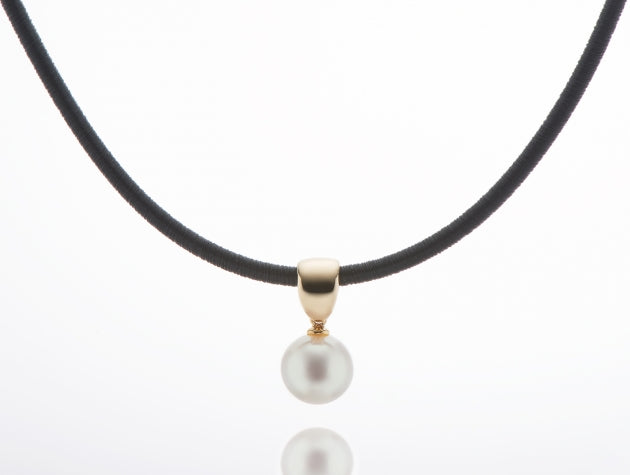 Freshwater Cultured Pearl Pendant and Black Cable