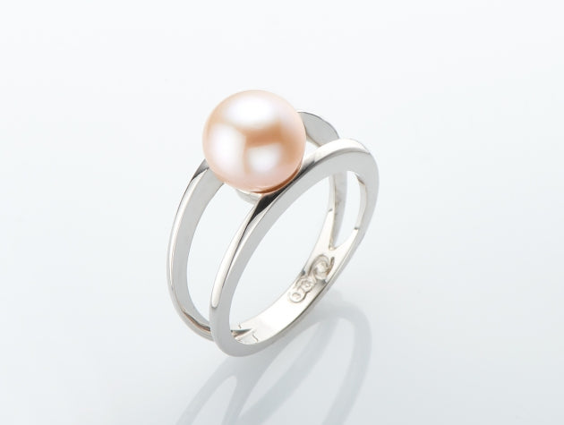 Pink Freshwater Cultured Pearl Ring
