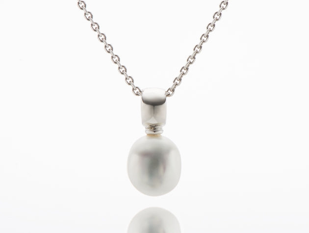Freshwater Keshi Cultured Pearl Pendant
