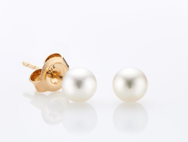 Freshwater Cultured Pearl Earrings