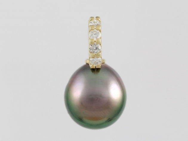 Tahitian Cultured Pearl and Diamond Pendant
