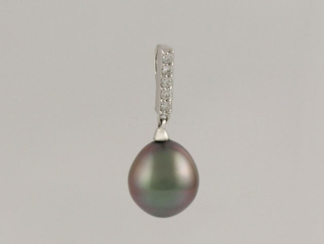 Tahitian Cultured Pearl and Diamond Pendant