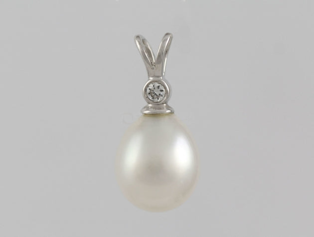 South Sea Cultured Pearl and Diamond Pendant