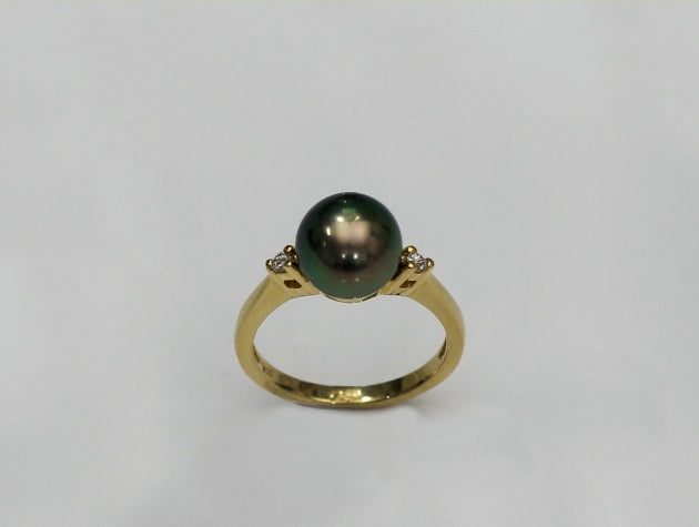 Tahitian Cultured Pearl and Diamond Ring