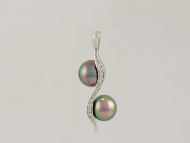 Tahitian Cultured Pearl and Diamond Pendant
