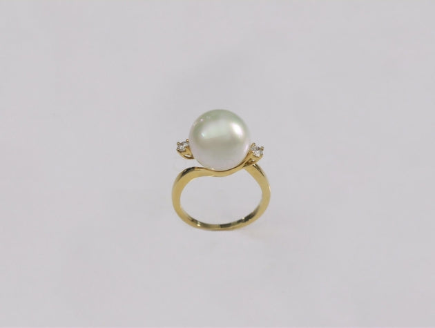 South Sea Cultured Pearl and Diamond Ring