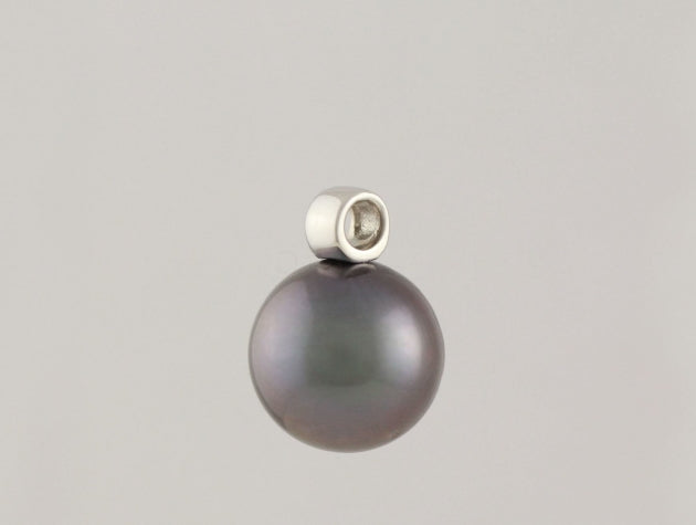 Tahitian Cultured Pearl Pendant