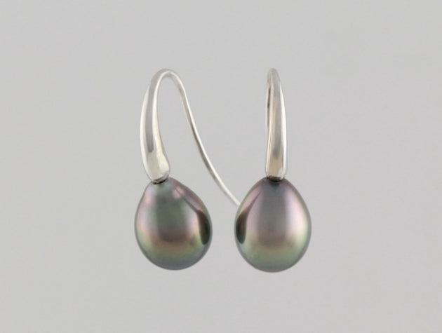 Tahitian Cultured Pearl Earrings