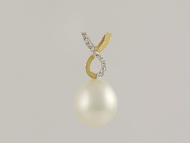 South Sea Cultured Pearl and Diamond Pendant