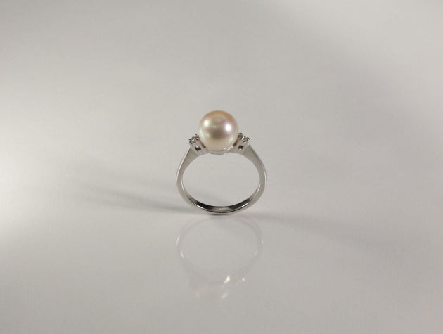 Freshwater Cultured Pearl and Diamond Ring