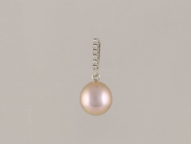 Freshwater Cultured Pearl and Diamond Pendant
