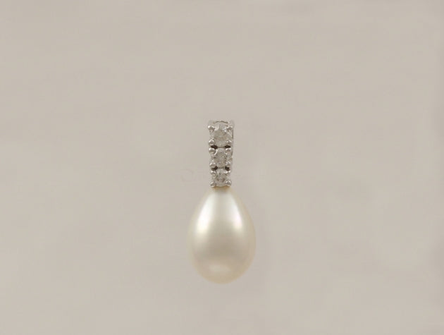 South Sea Cultured Pearl and Diamond Pendant