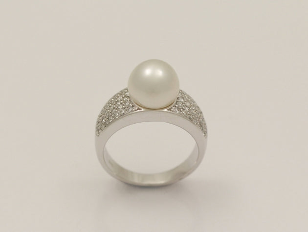 South Sea Cultured Pearl and Diamond Ring