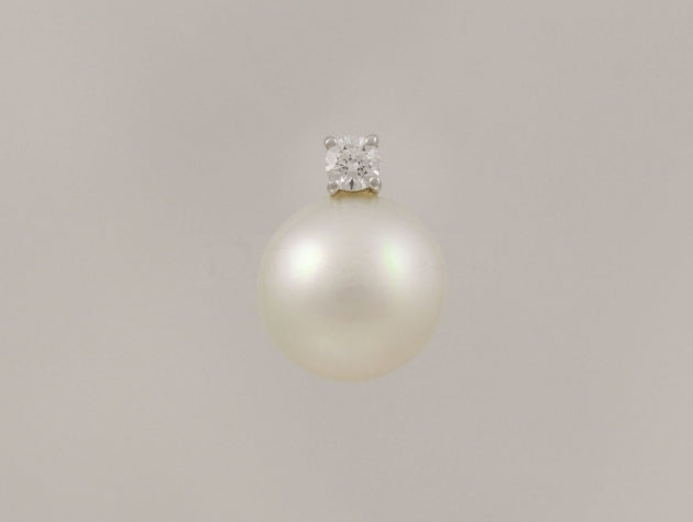 South Sea Cultured Pearl and Diamond Pendant