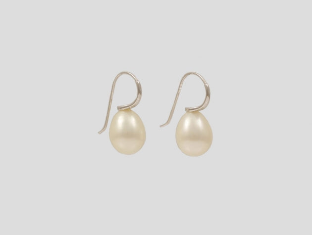 Freshwater Cultured Pearl Earrings