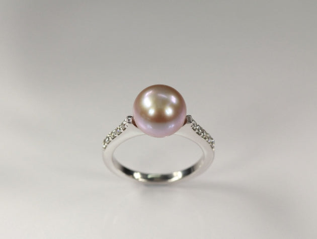 Freshwater Cultured Pearl and Diamond Ring