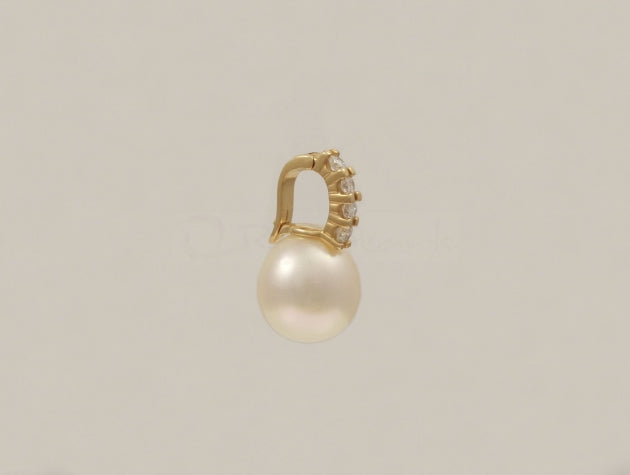 South Sea Cultured Pearl and Diamond Enhancer