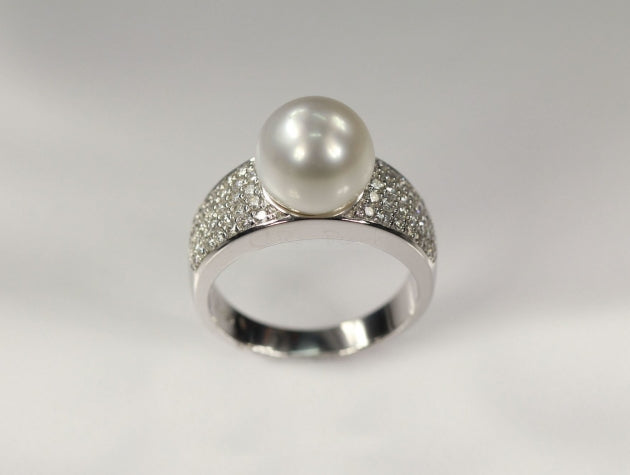 South Sea Cultured Pearl and Diamond Ring