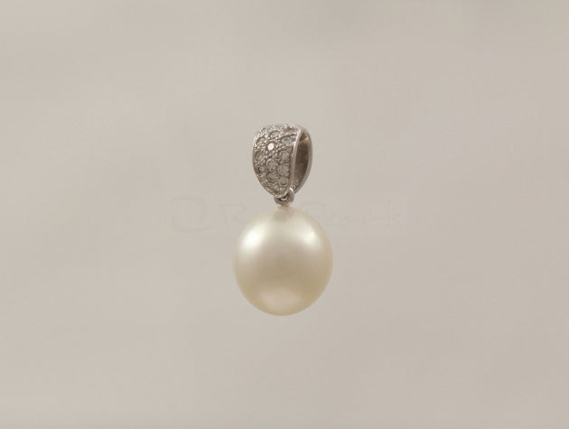 South Sea Cultured Pearl and Diamond Pendant