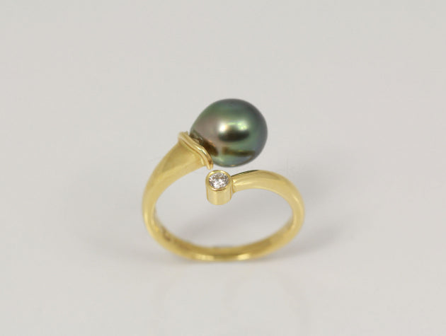 Tahitian Cultured Pearl and Diamond Ring