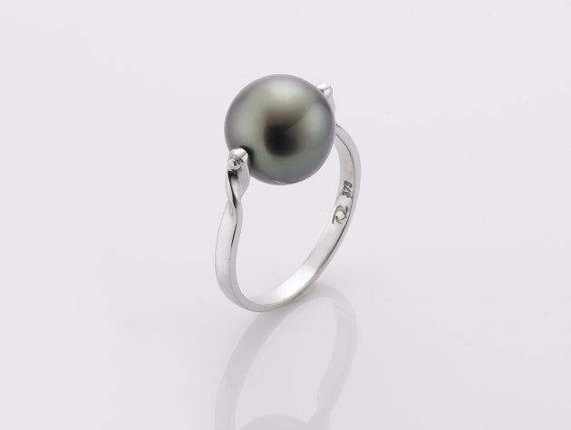 Tahitian Cultured Pearl Ring