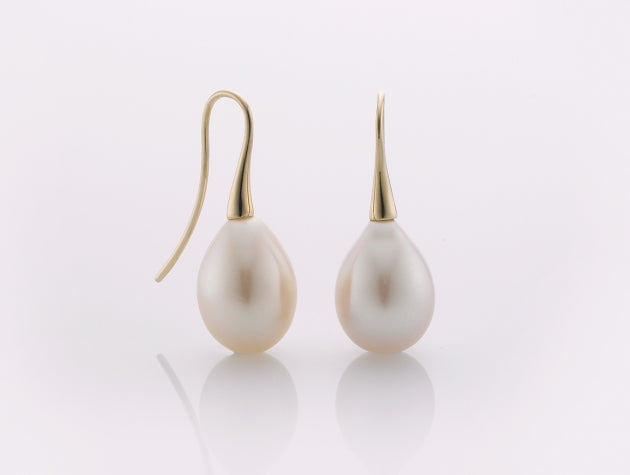 Freshwater Cultured Pearl Earrings