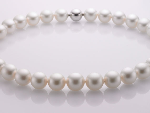 South Sea Cultured Pearl Strand