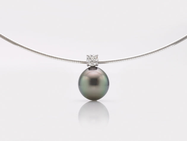 Tahitian Cultured Pearl and Diamond Pendant