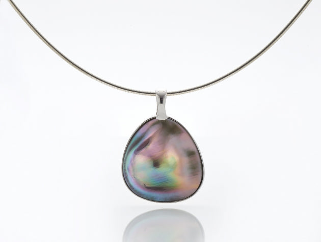 Cortez Rainbow Lipped Cultured Pearl Pendant