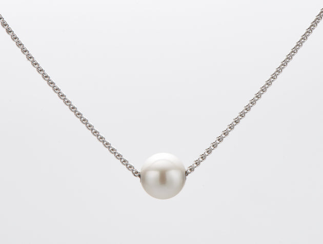Freshwater Cultured Pearl and Gold Necklet
