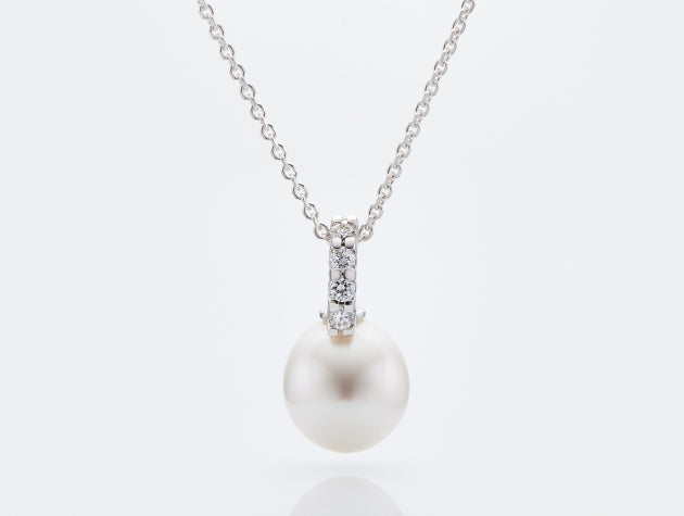 South Sea Cultured Pearl and Diamond Enhancer