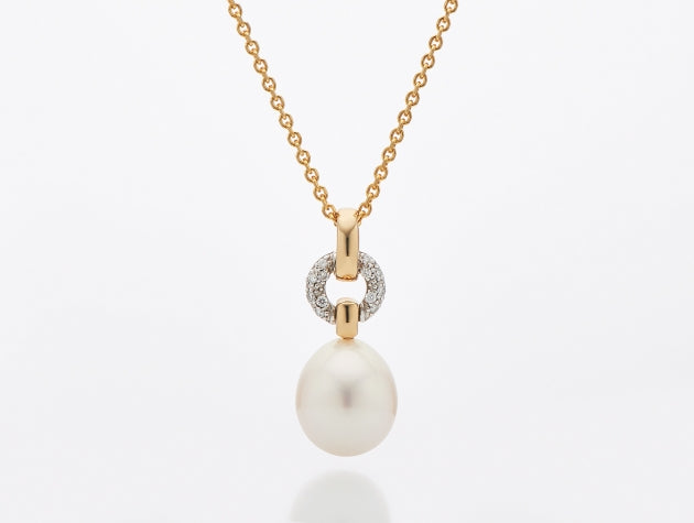 Freshwater Cultured Pearl and Diamond Pendant