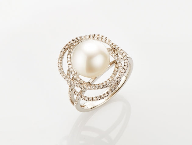 South Sea Cultured Pearl and Diamond Ring