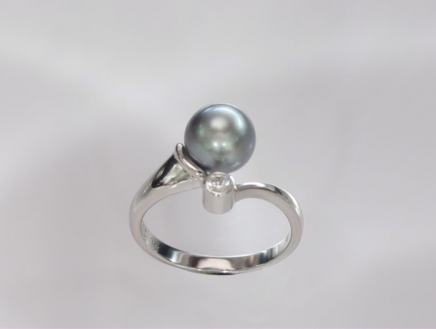 Tahitian Cultured Pearl Ring | Raw Pearls