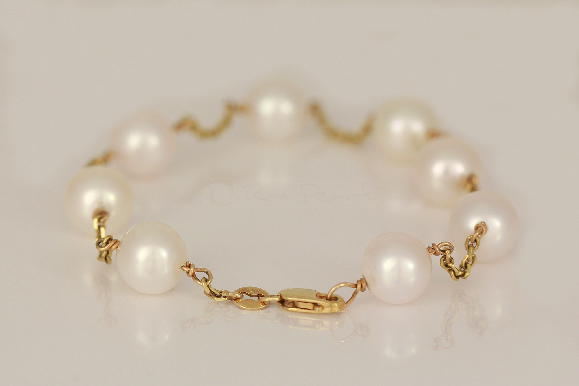 Raw Citrine Freshwater Pearl Gold Plated Bracelet Natural Gemstones,  Women's Fashion, Jewelry & Organisers, Bracelets on Carousell